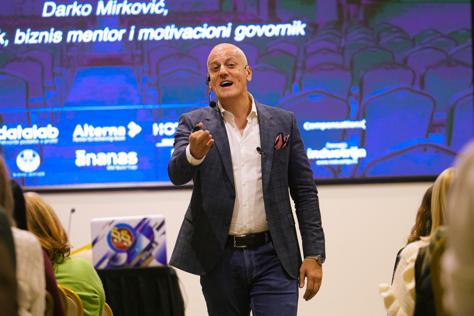 Dan 1 - 816A2078.jpg