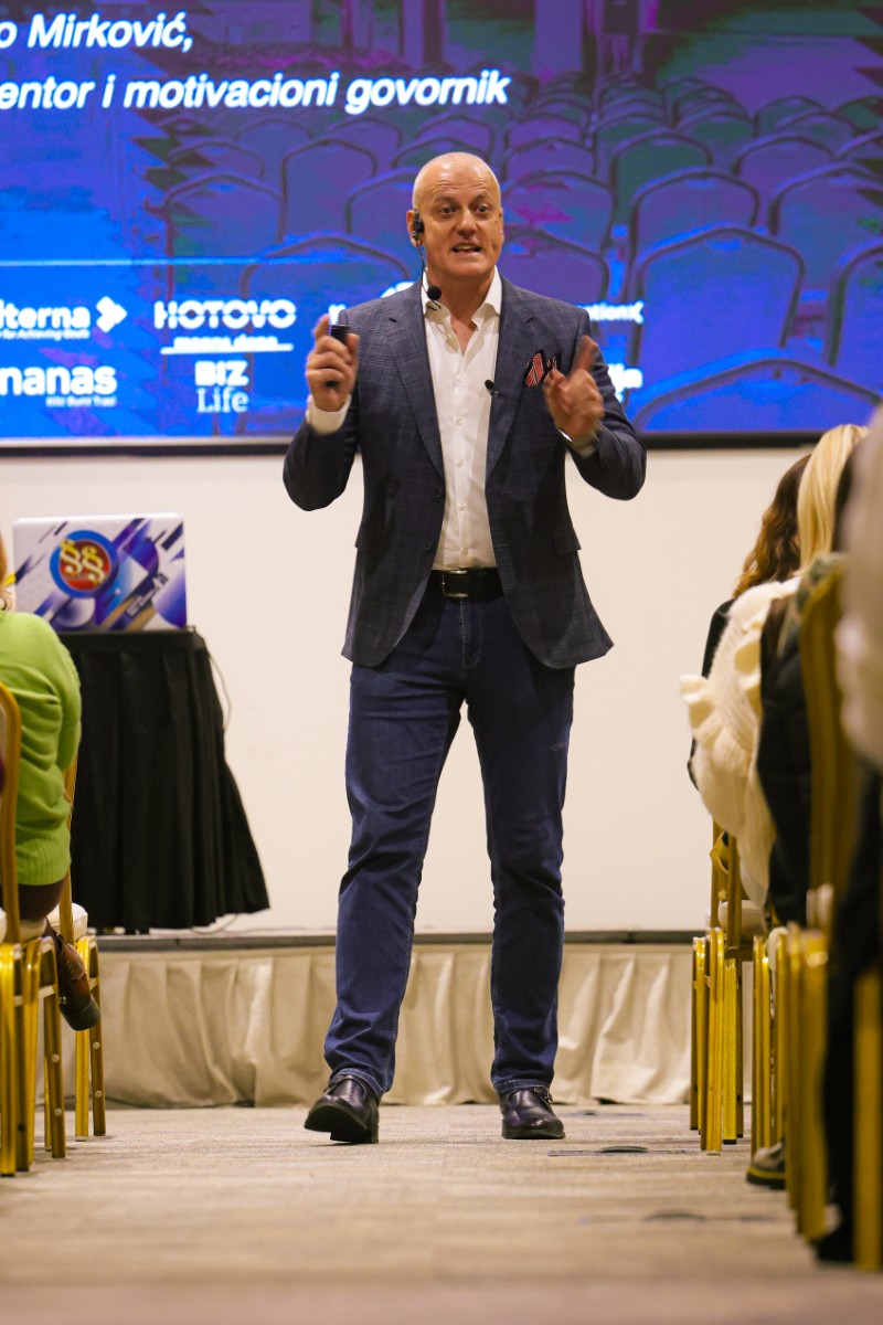 Dan 1 - 816A2090.jpg