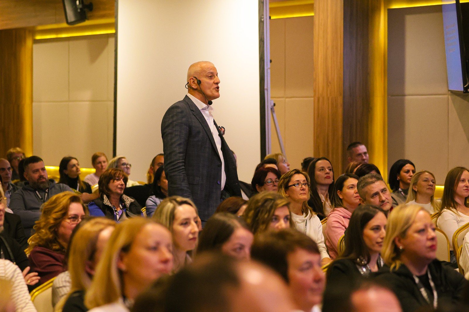 Dan 1 - 816A2207.jpg