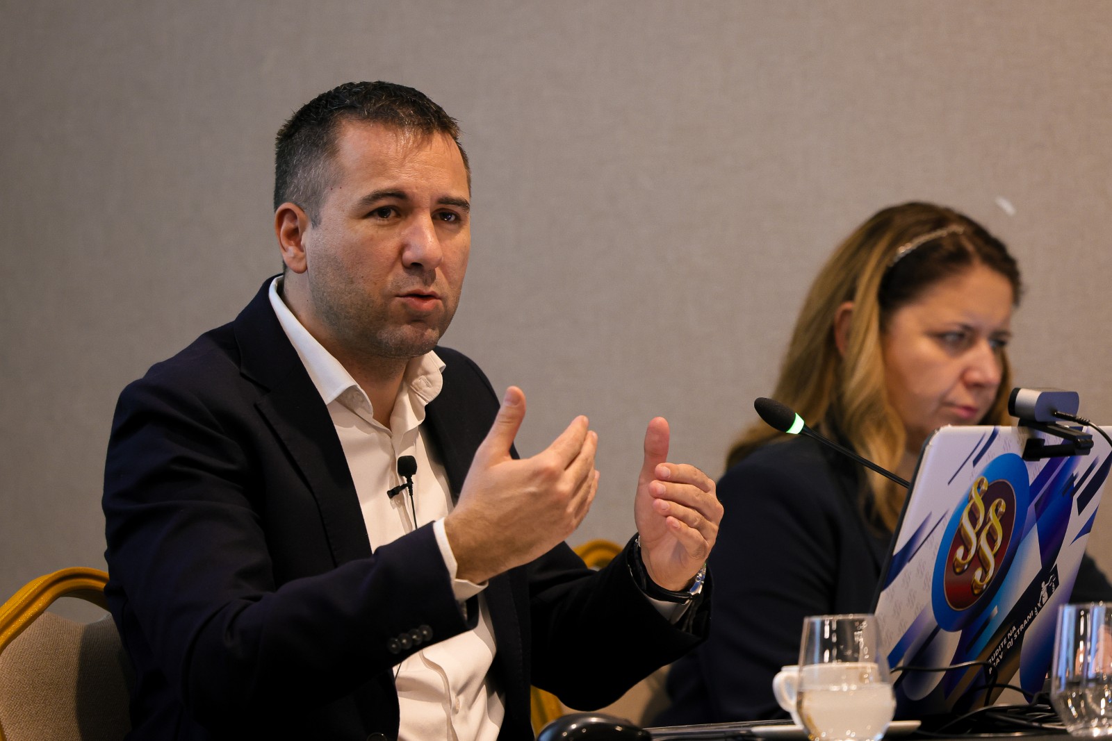 Dan 2 - 816A2790.jpg